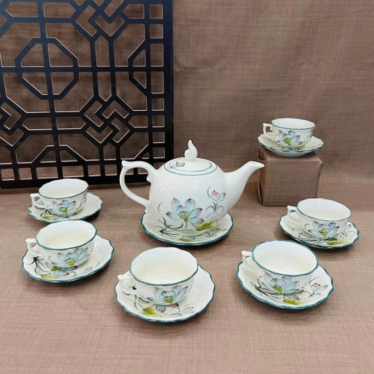 Bộ bình trà Bát Tràng mã BBT012