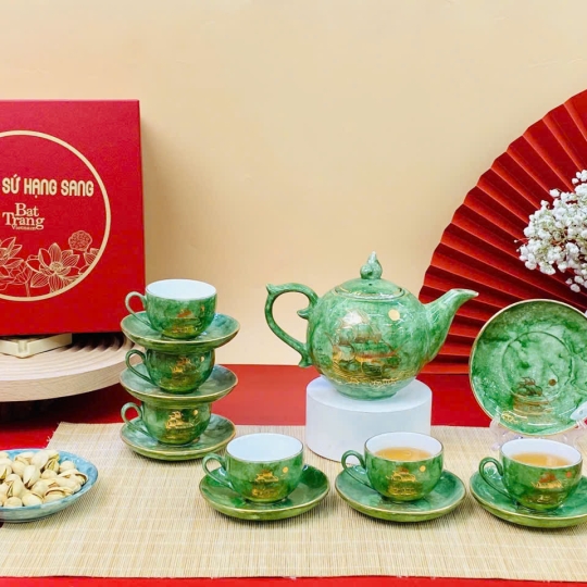 Bộ bình trà Bát Tràng mã BBT029