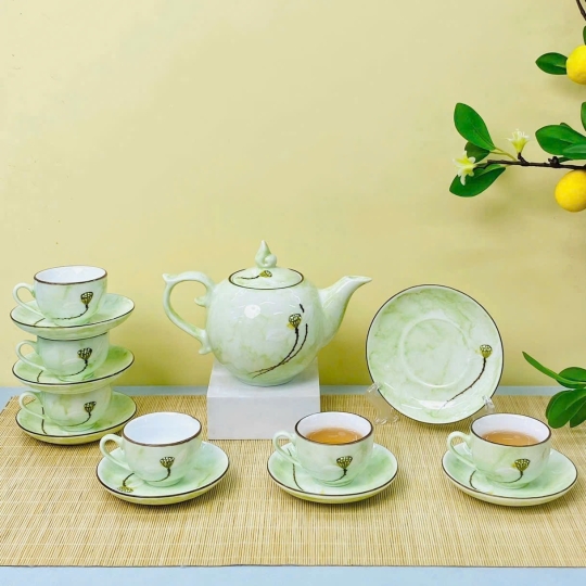 Bộ bình trà Bát Tràng mã BBT035